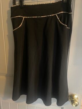 Burberry Black A-Line Skirt with Multicolor Trim vintage